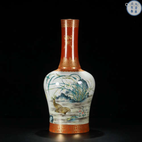 A RED GLAZE OUTLINE IN GOLD QUAIL AND FLOWER PATTERN LONG NECK VASE