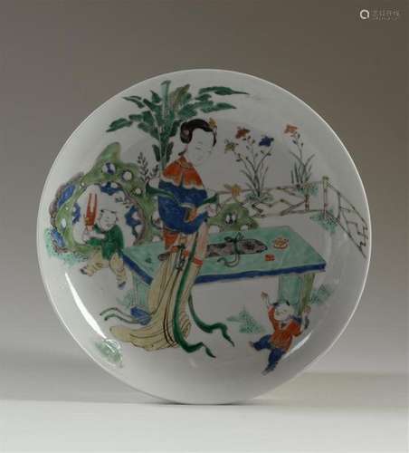 CHINE Coupe circulaire en porcelaine décorée en ém…