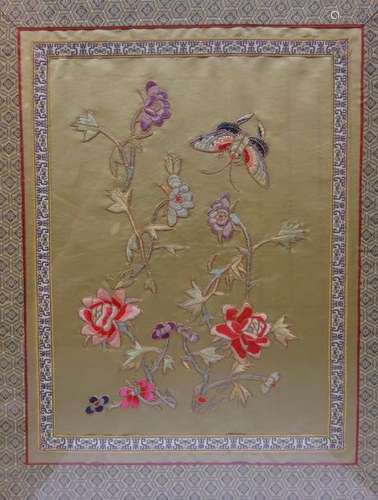 BRODERIE SUR PANNEAU DE SOIE VERTE Chine, Vers 190…