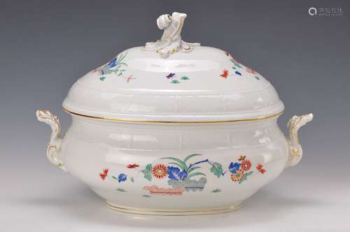 tureen