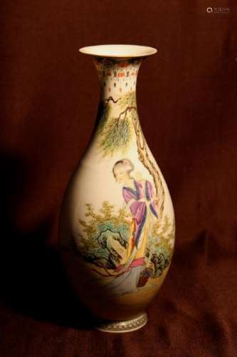 Chinese Eggshell Porcelain Vase with Beauty