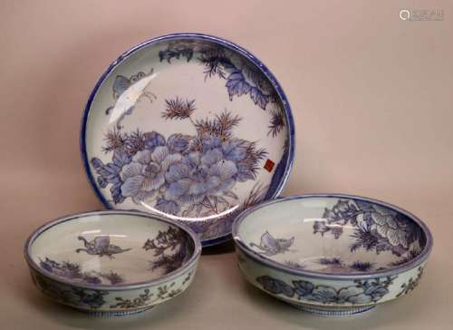 Japanese Imari Bowl Set of Three - Butterfly and Peony
