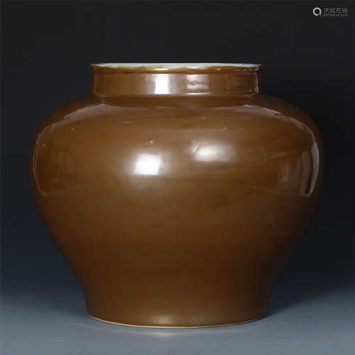 CHINESE PORCELAIN BROWN GLAZE JAR