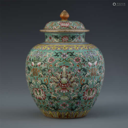 CHINESE PORCELAIN FAMILLE ROSE FLOWER LIDDED JAR