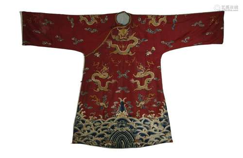 Qing dynasty silk embroidered red ground dragon robe