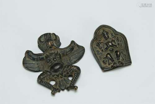 x2 antique bronze accessories, Tibet