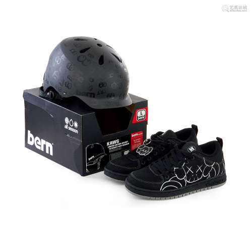 2013年作；2004年作 1、KAWS×DCShoes 联名运动鞋；2、KAWS×Bern Watts 联名单车头盔