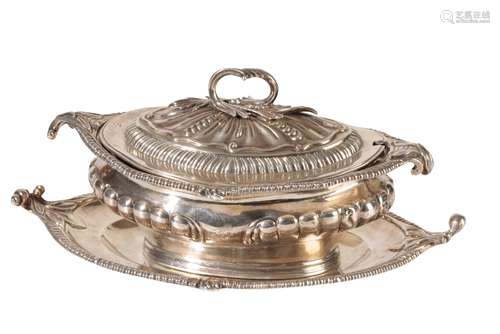 GEORGE III SILVER SAUCE TUREEN AND COVER