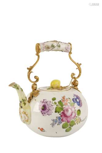 DRESDEN PORCELAIN TEAPOT