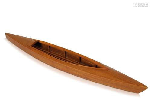 LIGHT WOOD MODEL OF A CANADIAN CANOE