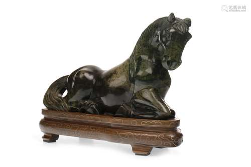 A 20TH CENTURY CHINESE JADEITE HORSE