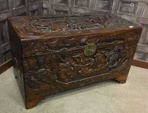 AN EARLY 20TH CENTURY CHINESE CARVED CAMPHORWOOD BLANKET CHEST