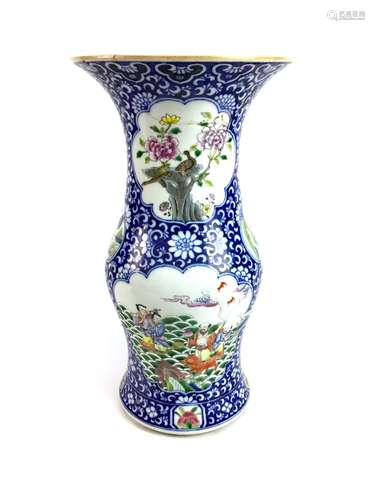 A CHINESE QING DYNASTY VASE