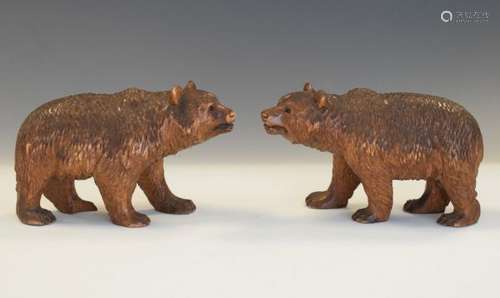 Two early 20th Century Black Forest carved softwood models of standing bears, each 15cm long x 9cm