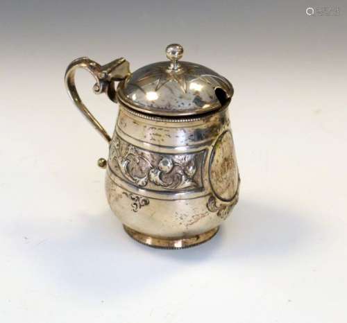 Victorian silver mustard pot, London 1870, 3.2toz approx