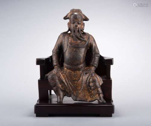 BRONZE CAST SEATED FIGURE OF GUAN YU