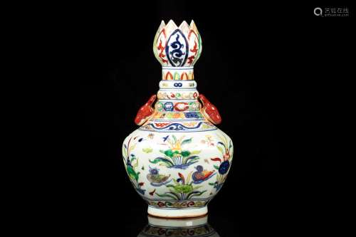 WUCAI 'POND SCENERY' VASE WITH BEAST MASK HANDLES