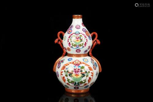 FAMILLE ROSE OPEN MEDALLION DOUBLE GOURD VASE