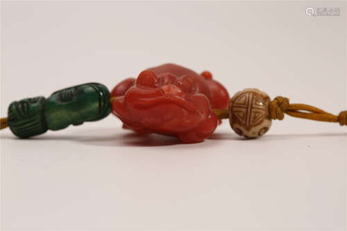 A Chinese Carved Agate Pendant