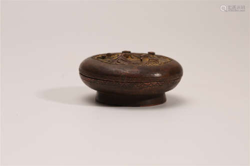 A Chinese Bronze Ink Pad