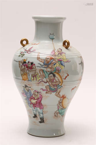 A Chinese Famille-Rose Porcelain Vase