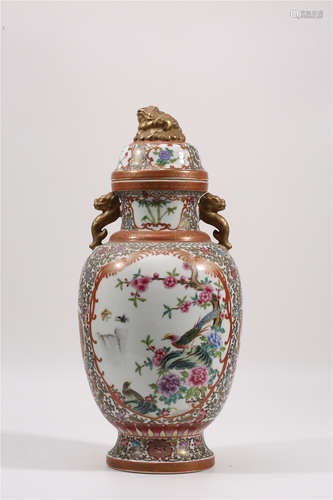 A Chinese Famille-Rose Porcelain Vase