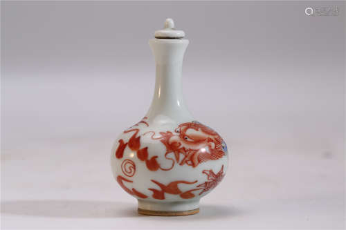 A Chinese Iron-Red Porcelain Snuff Bottle