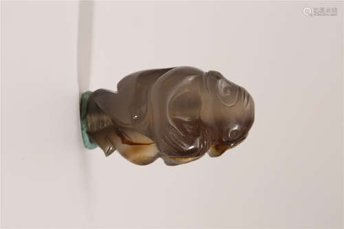 A Chinese Carved Agate Monkey Pendant