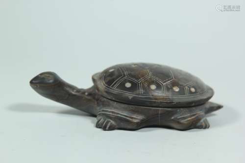 A Chinese Carved Duan-Stone Turtle-Shape Ink Stone