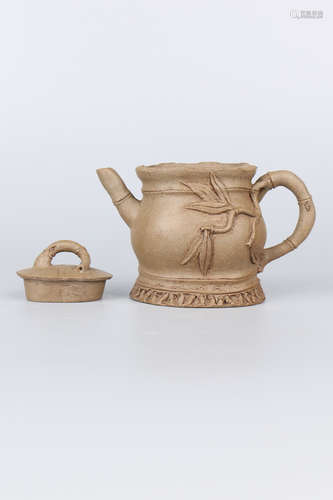 A Chinese Yixing Clay Tea Pot