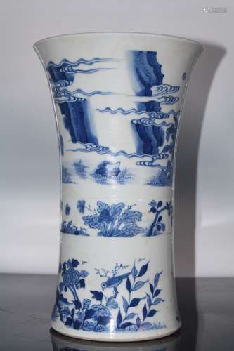 A Chinese Blue and White Porcelain Vase