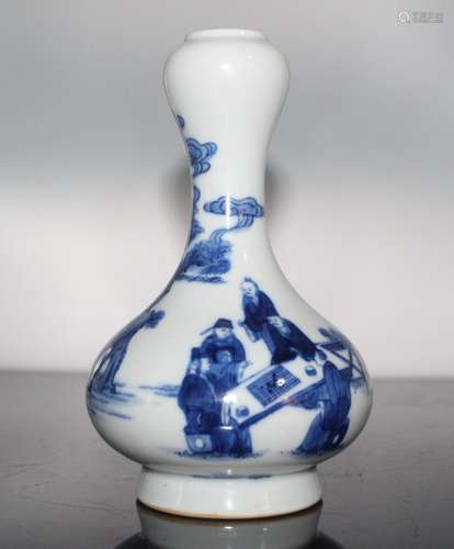 A Chinese Blue and White Porcelain Vase