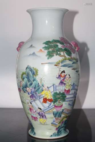 A Chinese Famille-Rose Porcelain Vase