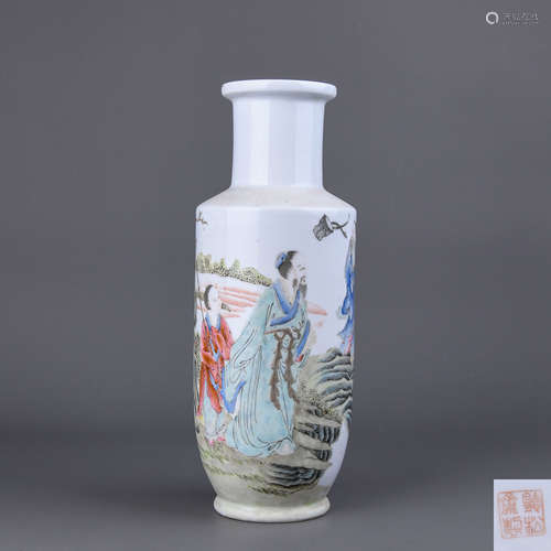 A Chinese Famille-Rose porcelain Vase