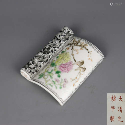 A Chinese Famille-Rose Porcelain Arm Rest