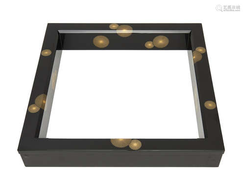 Black lacquered robuchi (a square frame placed around a tea-stove)