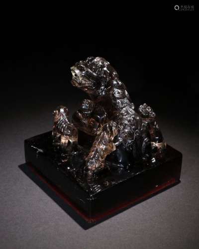 Carved Crystal Mythical Beast Seal