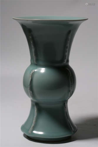 LongQaun Celadon Beaker Porcelain Vase