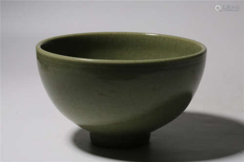 LongQuan Celadon Porcelain Bowl