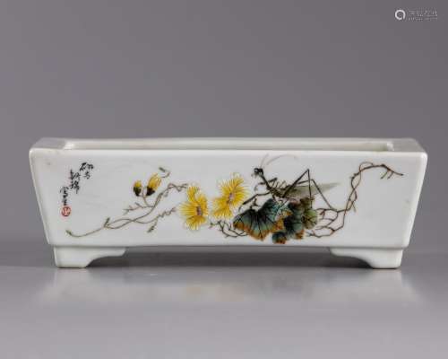 A Chinese famille rose rectangular jardiniere