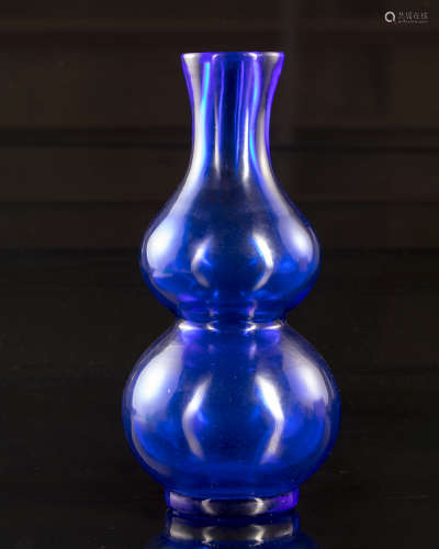 A Chinese blue Peking-glass vase