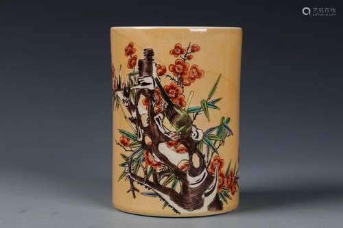 A Chinese Wu-Cai Porcelain Brush Pot