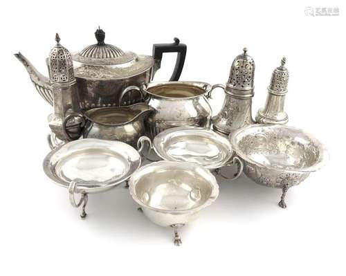 A mixed lot of silver items, various dates and mak…