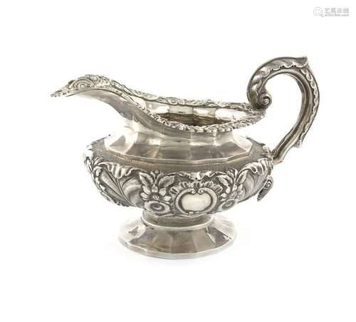 A William IV Irish silver cream jug, by Patrick Lo…