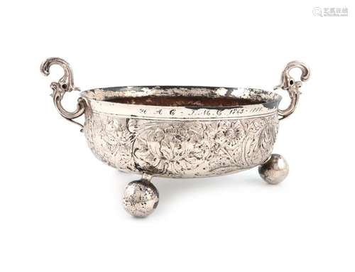 A Victorian silver two handled bowl, by George Lam…