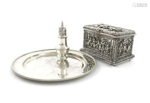 A mixed lot, comprising silver items: a silver pla…