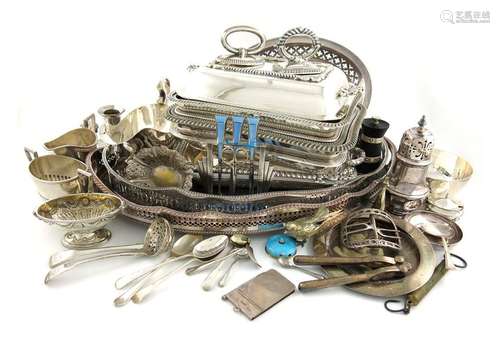 A mixed lot, comprising silver items: a cream jug …