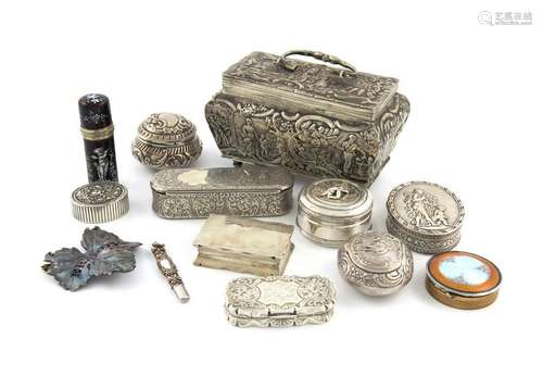 A mixed lot of silver items, comprising: a French …