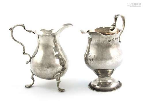 A George III silver cream jug, maker's mark uniden…