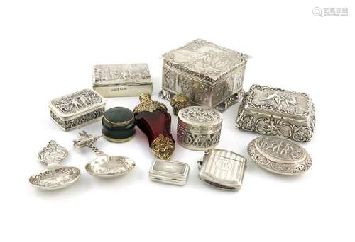 A mixed lot of silver items, various dates and mak…